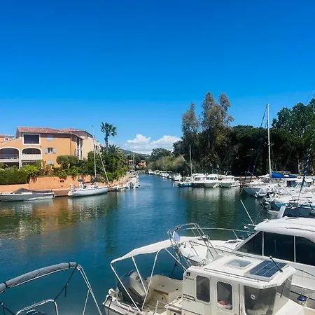 La Perle Rare Du Golf De Saint Tropez アパート *
